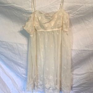 vintage victoria’s secret cream lace slip